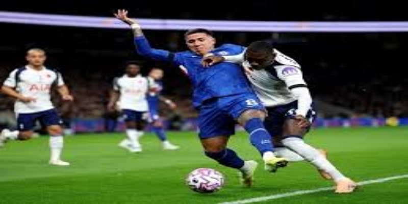 伊万诺维奇任意球打破僵局- 爱游戏体育