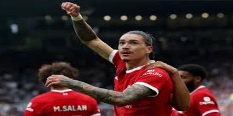 马内时代谢幕：安菲尔德的传奇与回忆-爱游戏体育