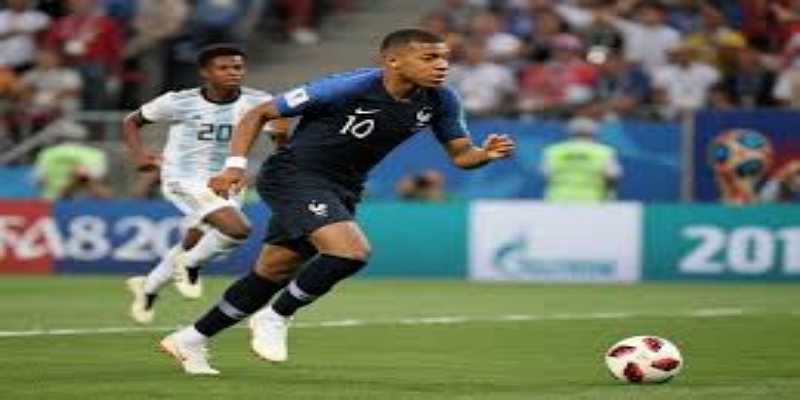 从球迷到球员：爱游戏体育讲述唐斯的铁锤帮情结- 爱游戏体育