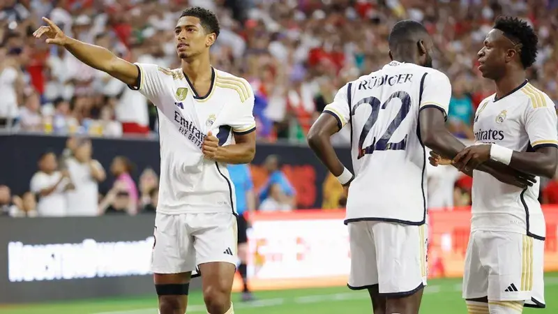 从英格兰新秀到皇马中枢的进阶之路